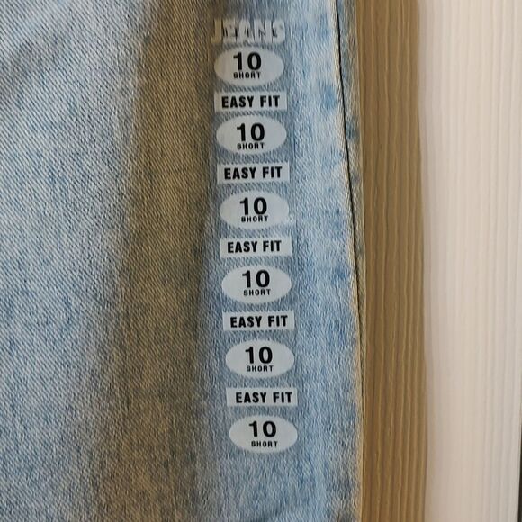 Geoffrey Beene Easy Fit Jeans 10 Short NWT - Picture 5 of 9